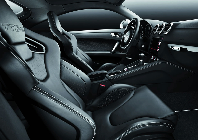 Illustration for article titled 2010 Audi TT RS: Haben Sie Einen Wet-nap?
